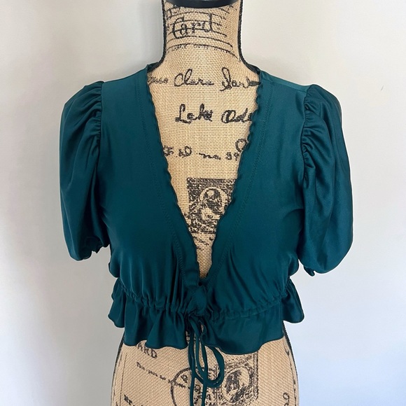 Urban Outfitters Out From Under Emerald Ruffled Tie-Front Crop Top | Size Medium - Picture 2 of 4
